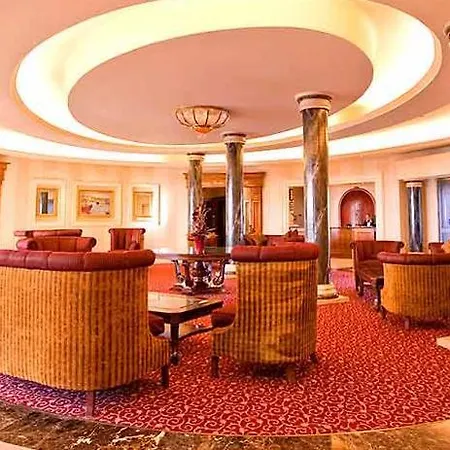 Bay Conference & Leisure Centre 4* 골웨이